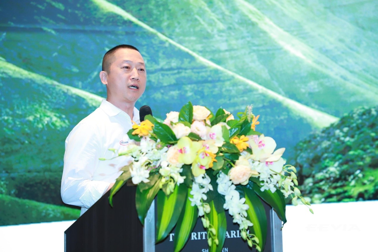 1628143160312772.jpg 图2:程文涛阐述第三代半导体发展演进趋势.jpg