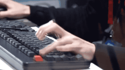 1629249631303736.gif 2.gif