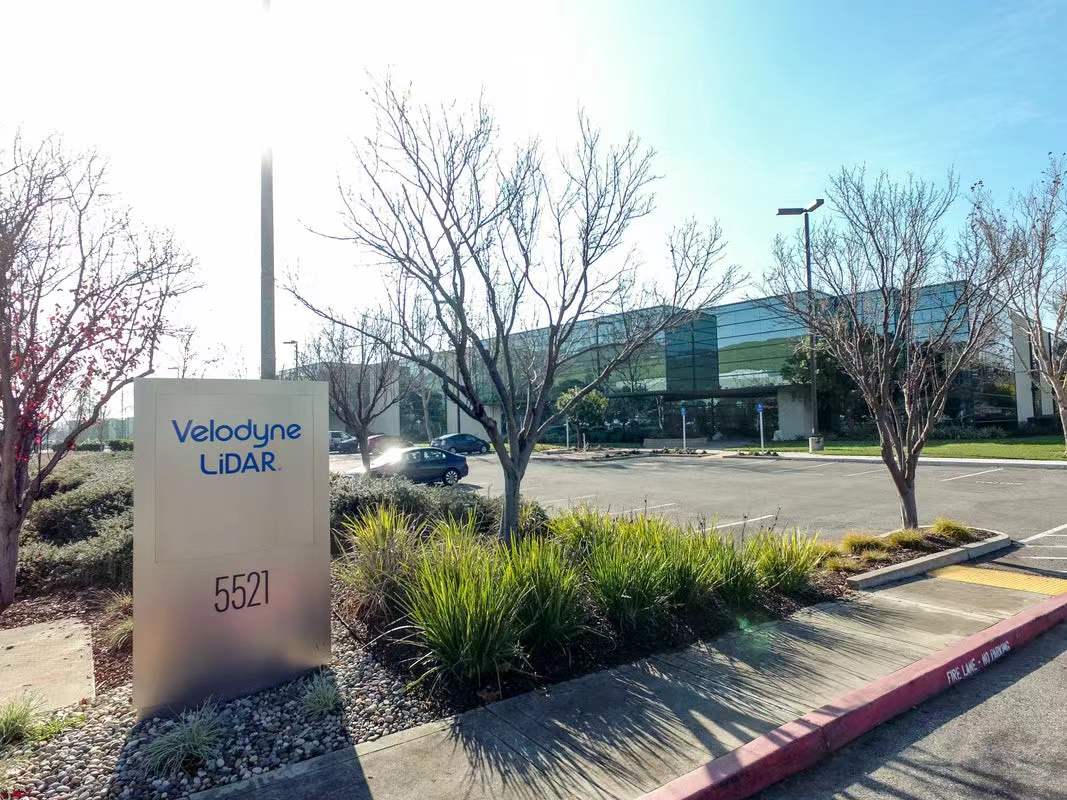 【配图】Velodyne Lidar美国总部.jpg