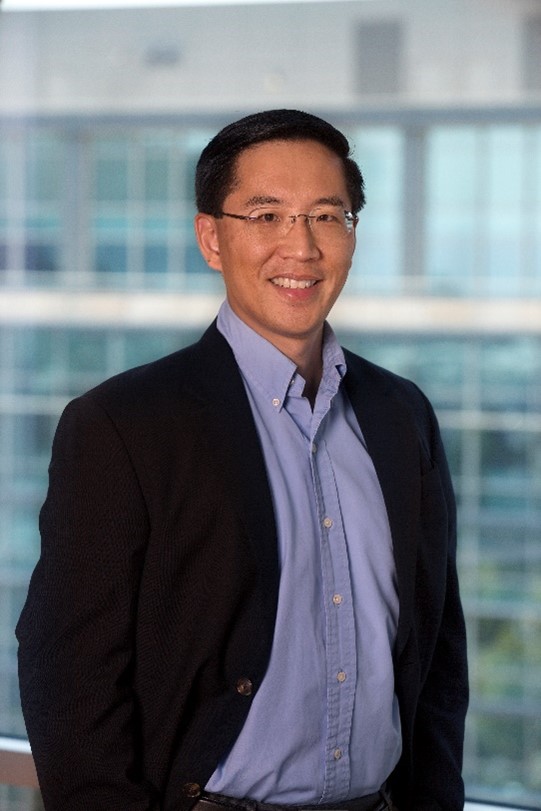 1757386555309532.jpg Steven Woo.jpg