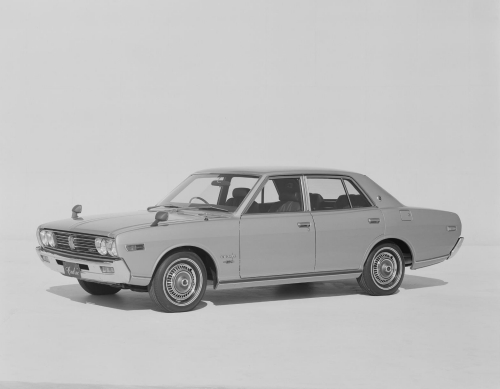 1760061267707251.jpg 1、日产公爵轿车.jpg